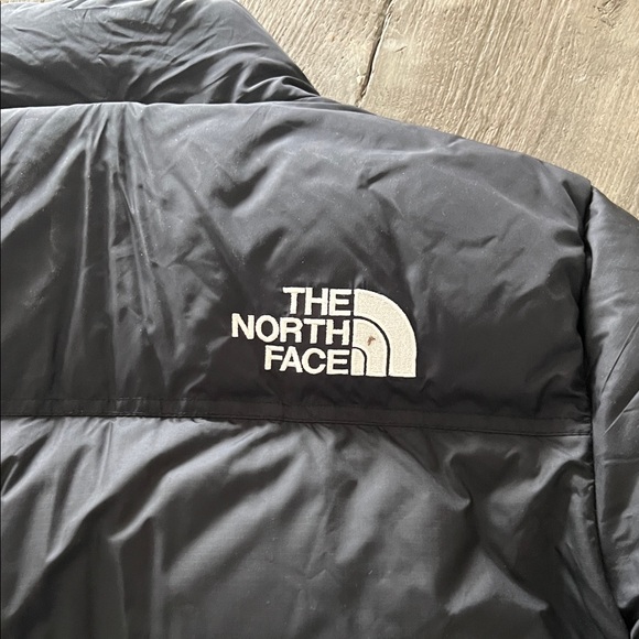 The North Face Puffer Jacket - Picture 4 of 6